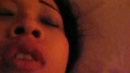 Filles se déshabillant pour ton cadeau XMas films x en streaming gratuits
