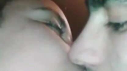 Nancy Vee se fait baiser par film porno stream gratuit une bite noire