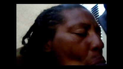 Granny Granny et son amie se font film porno italien en streaming baiser